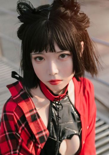 裙子底下是野兽_BD英语全集免费观看