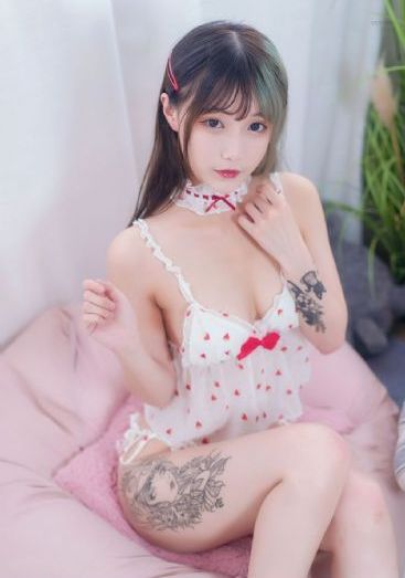 内衣办公室免费看_蓝光HD在线观看